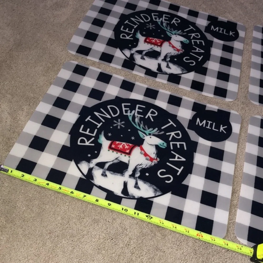 Christmas‎ Reindeer Treats Milk Buffalo Plaid Placemats
